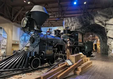 Historic steam locomotive on display in Sacramento railroad museum